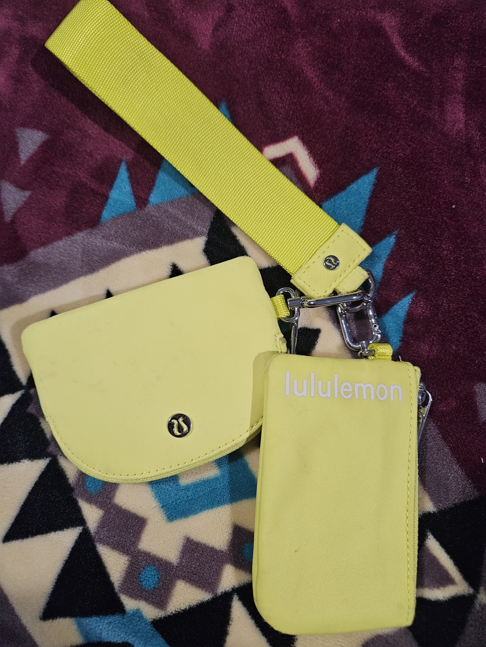 lululemon athletica Daisy Glow Dual Wristlet
